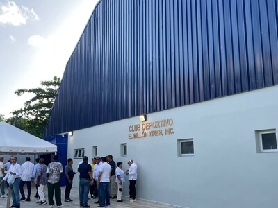 Abinader inaugura Club Deportivo El Millón Yireh