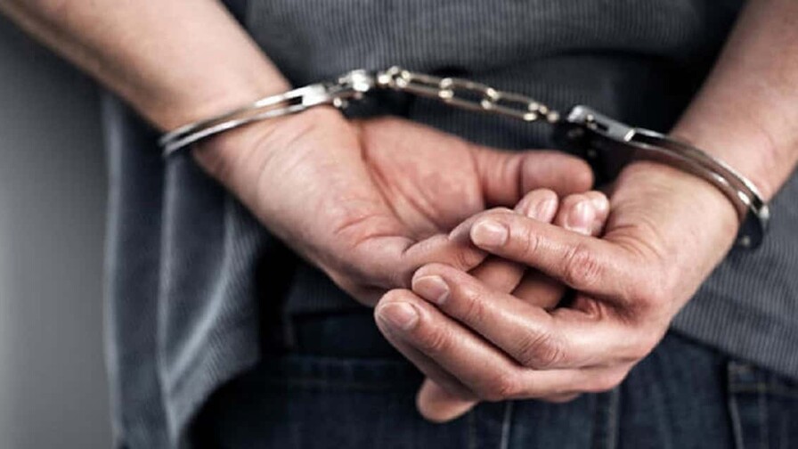 Apresan inspector migratorio por soborno de RD$100 mil a una mujer en provincia La Altagracia