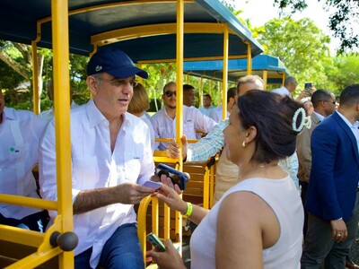 El presidente Abinader visita el Zoológico y el Jardín Botánico