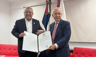 Ayuntamiento de Moca reconoce a Rafael N&uacute;&ntilde;ez por sus aportes al periodismo y a la investigaci&oacute;n