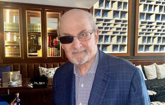 Salman Rushdie revela detalles sobre su nueva novela en el festival Babell
