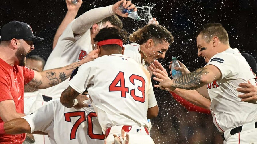Con batazo de Jarren Duran, los Medias Rojas dejan en el terreno a los Yankees