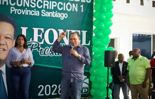Radham&eacute;s Jim&eacute;nez compara al Gobierno con Dr&aacute;cula: le est&aacute; chupando la sangre a los m&aacute;s pobres