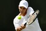 Rafael Jódar, de apenas 19 años, pisa fuerte sobre la hierba de Wimbledon en su debut