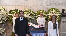 Roberto A. Salcedo elogia arte de Alex Bueno: "Fue una figura muy querida, con una voz prodigiosa
