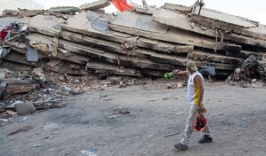 La b&uacute;squeda de sobrevivientes de los sismos de Venezuela en su hora cero