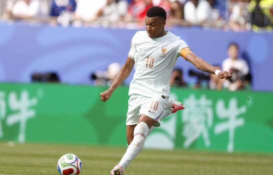 Francia y Mbapp&eacute; evitar&aacute;n el exceso de confianza ante Suecia en el Mundial este martes