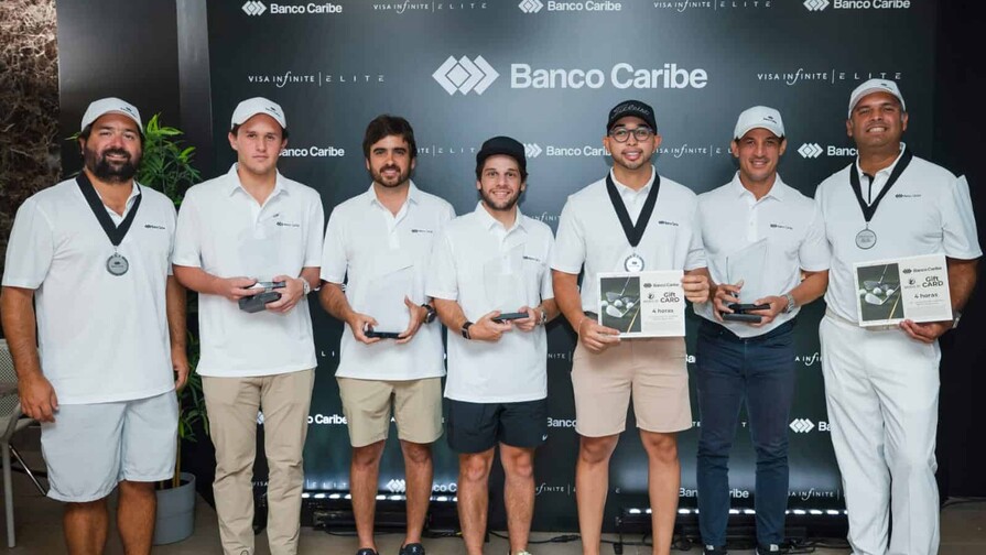 El Banco Caribe celebra su primer Torneo Golf Virtual Caribe