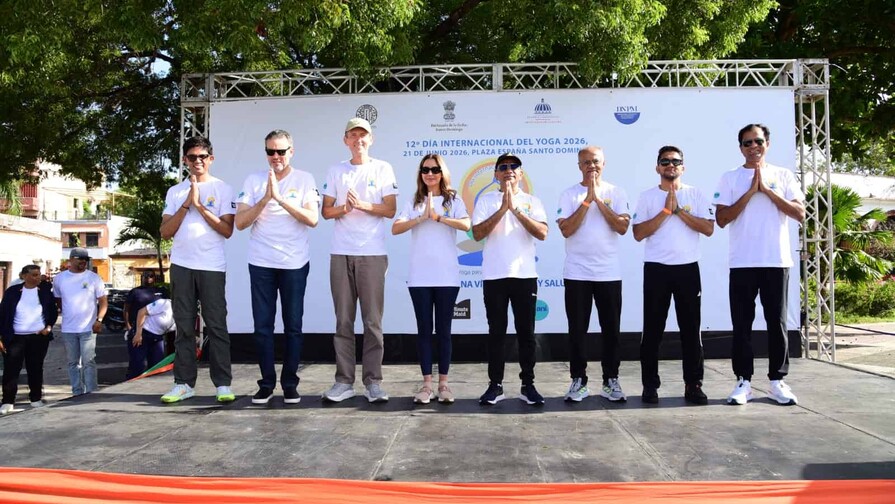 La Embajada de la India en Rep&uacute;blica Dominicana celebra el D&iacute;a Internacional del Yoga