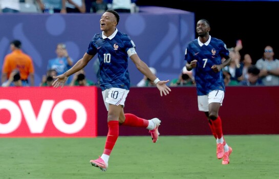 Mbapp&eacute; y Olise hunden a Suecia y medir&aacute;n la resistencia de Paraguay en octavos