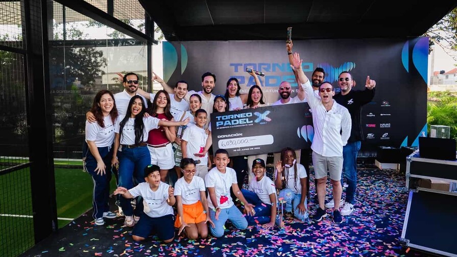 Torneo benéfico de pádel logra récord de recaudación para niños con cáncer Torneo benéfico de pádel logra récord de recaudación para niños con cáncer