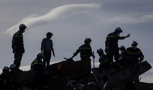 Rescatan en Venezuela a un ni&ntilde;o de 3 a&ntilde;os tras casi seis d&iacute;as atrapado entre los escombros