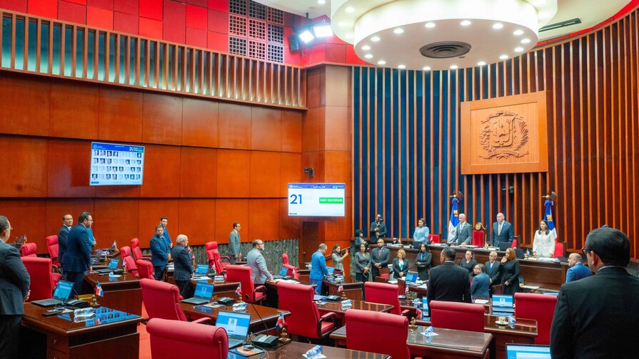 Senado aprueba en única discusión proyecto que modifica ley de residuos sólidos Senado aprueba en única discusión proyecto que modifica ley de residuos sólidos