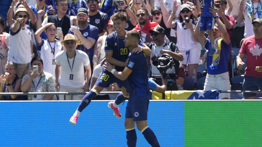 Edin Dzeko lidera la ilusión de Bosnia contra Estados Unidos en el Mundial este miércoles Edin Dzeko lidera la ilusión de Bosnia contra Estados Unidos en el Mundial este miércoles