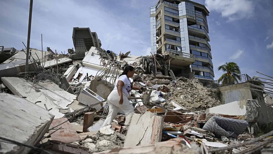 Venezuela bajo los escombros: de la operación militar estadounidense a la tragedia natural Venezuela bajo los escombros: de la operación militar estadounidense a la tragedia natural