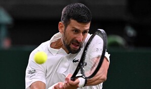 Djokovic barre a Tsitsipas en la segunda ronda de Wimbledon