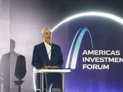 Abinader inaugura Foro de Inversión y destaca economía del país