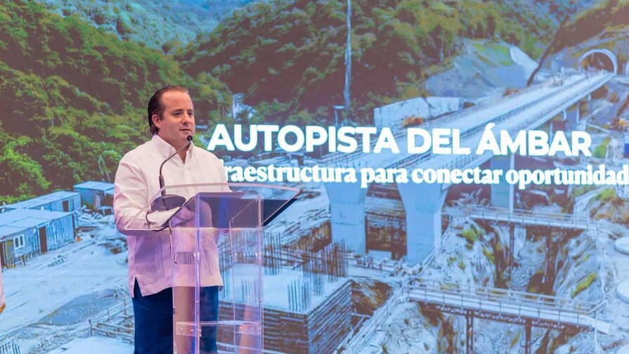 Gobierno presenta proyecto de Autopista del &Aacute;mbar en Puerto Plata