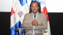 Alberto Zayas estrena documental Los soldados de la democracia