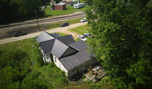 Hallan a 16 ni&ntilde;os en condiciones deplorables en Ohio; cuatro familiares enfrentan cargos
