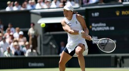 Iga Swiatek arrolla a Pliskova y sigue imbatible en su defensa de Wimbledon