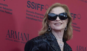 Isabelle Huppert, primera mujer al frente de Cinemateca francesa al suceder a Costa-Gavras
