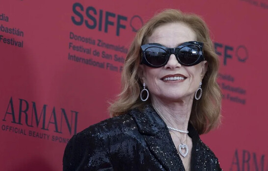 Isabelle Huppert, primera mujer al frente de Cinemateca francesa al suceder a Costa-Gavras