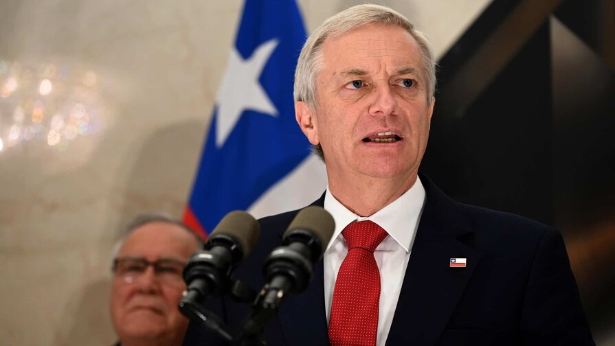 Kast se re&uacute;ne con el CAF y anuncian inversi&oacute;n de 6,000 millones de d&oacute;lares en Chile