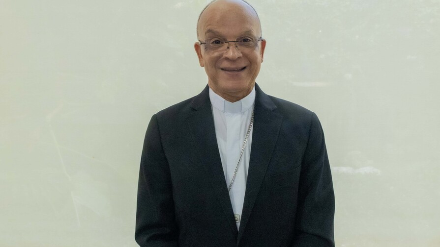 Episcopado renueva su directiva y escoge al obispo de San Francisco como su presidente Episcopado renueva su directiva y escoge al obispo de San Francisco como su presidente