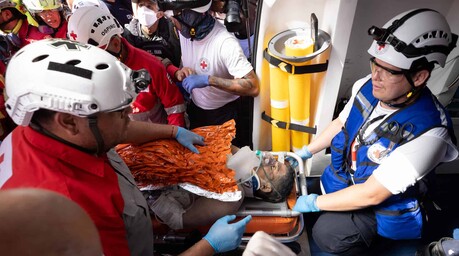 Rescatan a superviviente de los terremotos en Venezuela tras ocho d&iacute;as bajo los escombros