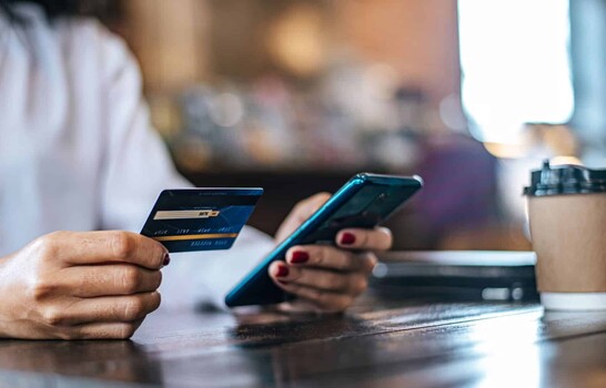 Dominicanos se alejan de las tarjetas de cr&eacute;dito de menor monto