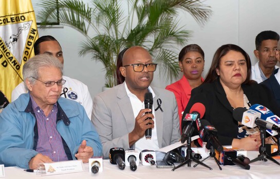 CMD convoca a paro nacional de 24 horas tras el arresto de dos m&eacute;dicos en La Vega