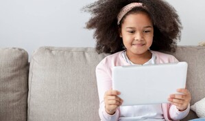 Vacaciones de verano: c&oacute;mo manejar el uso de pantallas en ni&ntilde;os