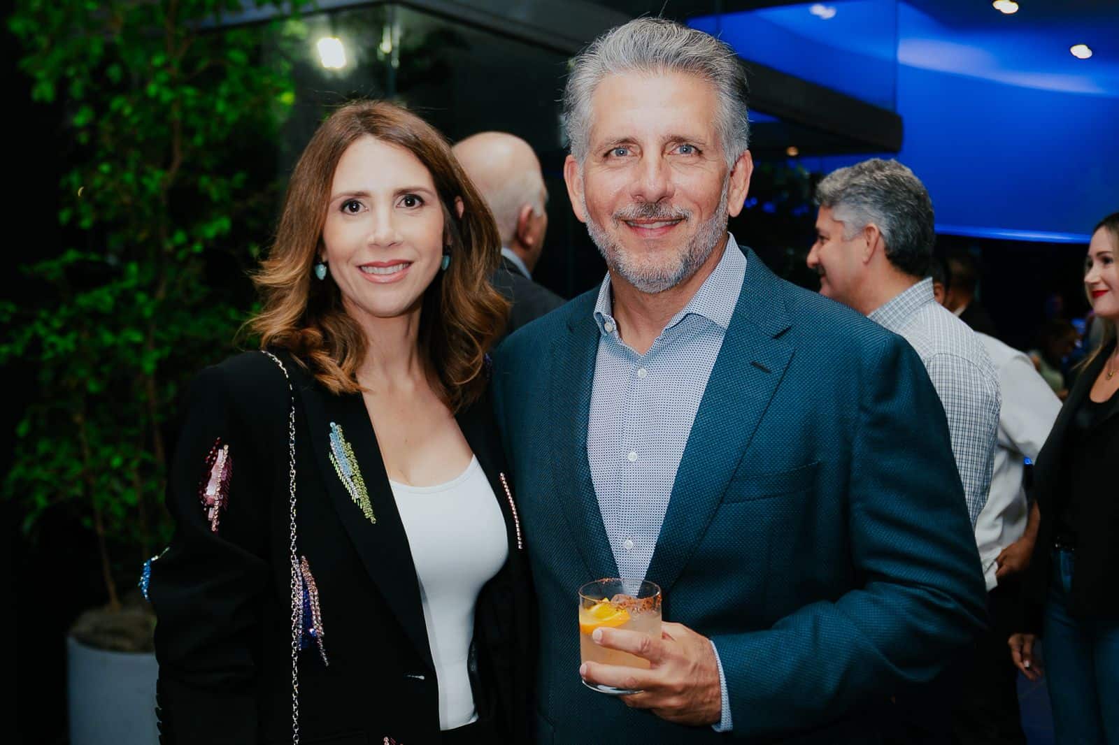 Fermín Moore y Michelle de Moore.