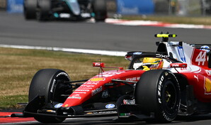 Lewis Hamilton saldr&aacute; desde la pole en la carrera esprint en Silverstone