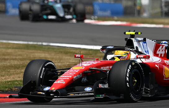 Lewis Hamilton saldr&aacute; desde la pole en la carrera esprint en Silverstone