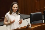 Machado dice que no ha solicitado protección para regresar a Venezuela