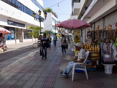 Microempresas impulsan la economía de la Ciudad Colonial