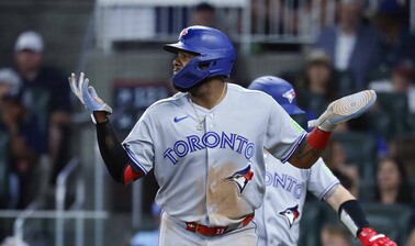 Guerrero Jr. realiza 400 swings diario en busca de salir del bache