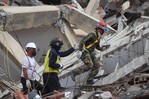 Ecuador envía a Venezuela un cuarto vuelo cargado con ocho toneladas de ayuda humanitaria