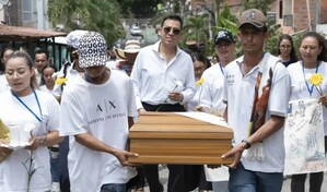 Justicia de paz colombiana entrega restos de v&iacute;ctimas desaparecidas hace m&aacute;s de 25 a&ntilde;os