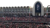 Llantos, golpes en el pecho y llamadas de venganza en el funeral p&uacute;blico de Jamene&iacute;