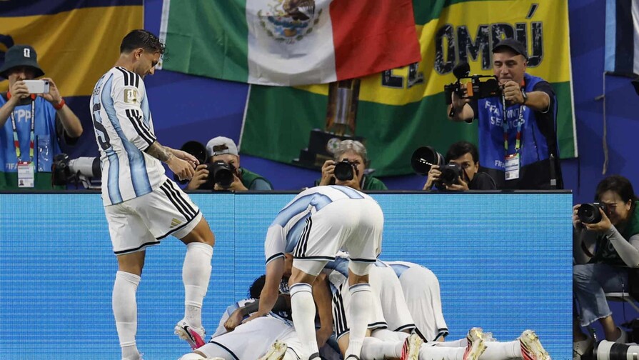 El Mundial crece en visibilidad femenina pero tropieza con la brecha de género El Mundial crece en visibilidad femenina pero tropieza con la brecha de género
