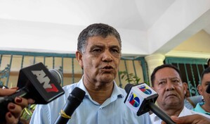 Cheque en blanco: alcalde Francisco Pe&ntilde;a quiere que los regidores lo dejen viajar sin pedir permiso