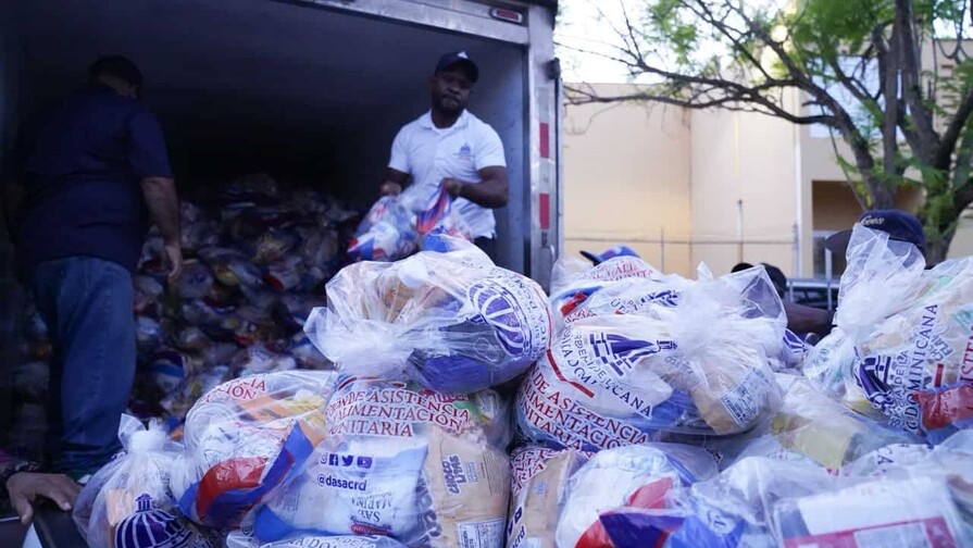 Gobierno continúa entrega de alimentos a familias de bajos ingresos Gobierno continúa entrega de alimentos a familias de bajos ingresos