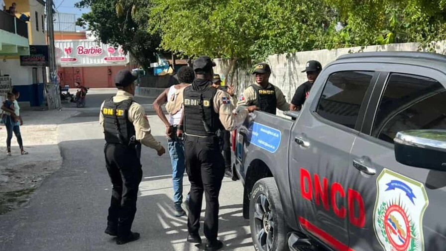 Operativos simult&aacute;neos dejan 123 detenidos y m&aacute;s de 32 kilos de drogas incautados
