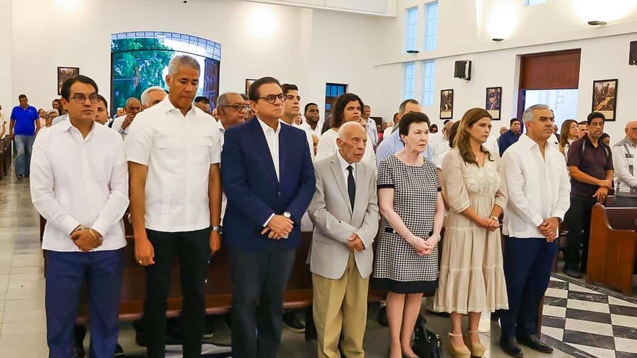 Conmemoran en Santiago el 44 aniversario del fallecimiento del expresidente Antonio Guzm&aacute;n