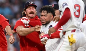 Willson Contreras pide disculpas por incidente