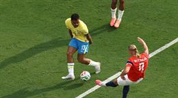 Noruega, con doblete de Haaland, elimina a Brasil en octavos del Mundial