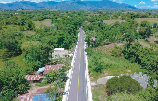 En el Cibao, Abinader inaugura el 9-1-1, carreteras y un centro UASD